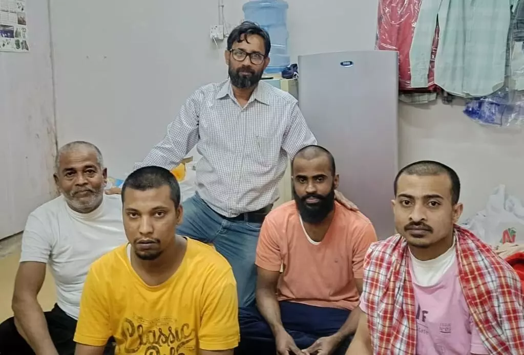 കൊലപാതക കേസിൽ ജയിലിലായ രണ്ട് ഇന്ത്യക്കാരെ നിരപരാധികളെന്ന് കണ്ട് വിട്ടയച്ചു കൊലപാതക കേസിൽ ജയിലിലായ രണ്ട് ഇന്ത്യക്കാരെ നിരപരാധികളെന്ന് കണ്ട് വിട്ടയച്ചു