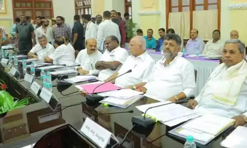 കാവേരി നദി ജല പ്രശ്നത്തിന് പരിഹാരം തേടി സർവകക്ഷി നേതൃയോഗം കാവേരി നദി ജല പ്രശ്നത്തിന് പരിഹാരം തേടി സർവകക്ഷി നേതൃയോഗം