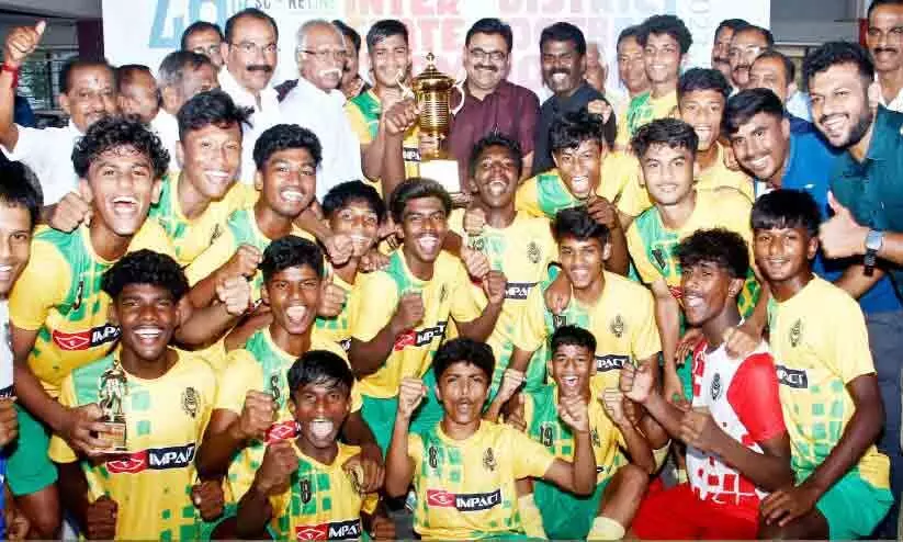 സംസ്ഥാന ജൂനിയര് ഫുട്ബാള്: മലപ്പുറം വീണ്ടും ചാമ്പ്യൻമാർ സംസ്ഥാന ജൂനിയര് ഫുട്ബാള്: മലപ്പുറം വീണ്ടും ചാമ്പ്യൻമാർ