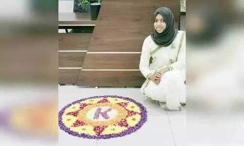 ‘ഏ​ണി​യും കോ​ലും കൊ​ണ്ടോ​യി​ക്കോ​ളി​യോ’