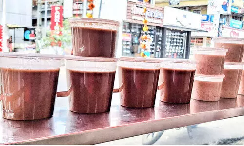 വയറും മനസ്സും മധുരത്തിൽ നിറക്കാൻ പായസ മേളകൾ