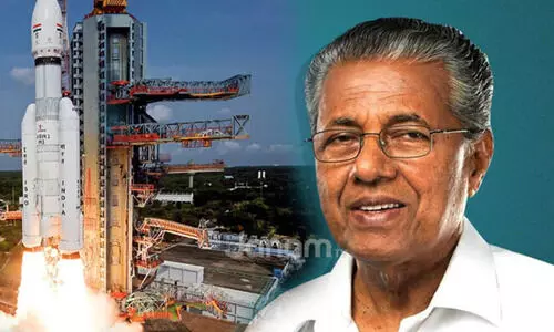 ഇന്ത്യൻ ബഹിരാകാശ ഗവേഷണ ചരിത്രത്തിലെ സമുജ്ജ്വലമായ അധ്യായമെന്ന് മുഖ്യമന്ത്രി
