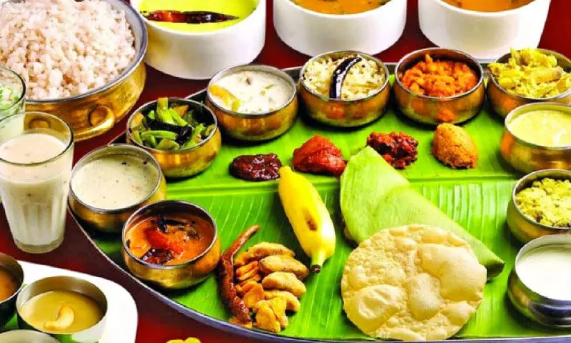 സൗഹൃദത്തിന്‍റെ രുചിയിൽ സദ്യയൊരുക്കം​