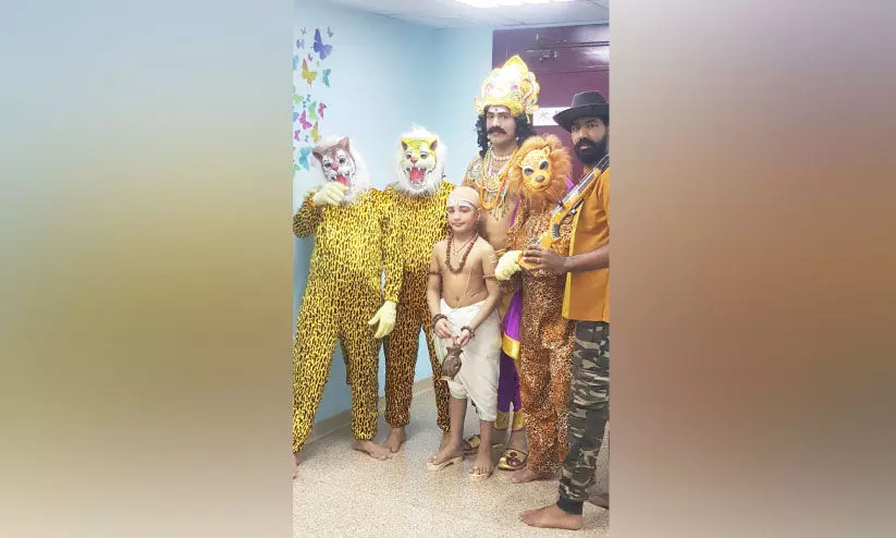 ഓണം കളറാക്കാൻ വേഷങ്ങളുമായി അജയഘോഷ് ഓണം കളറാക്കാൻ വേഷങ്ങളുമായി അജയഘോഷ്