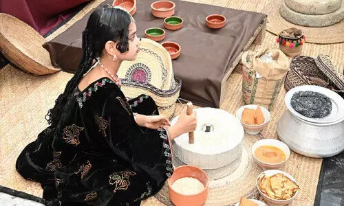 സലാലയിൽ കരകൗശല പ്രദർശനം ആരംഭിച്ചു സലാലയിൽ കരകൗശല പ്രദർശനം ആരംഭിച്ചു