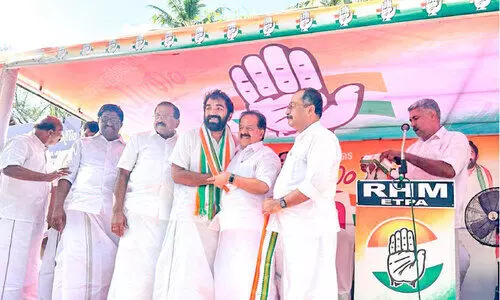 ആവേശത്തിരയിളക്കി സ്ഥാനാർഥി പ്രചാരണം