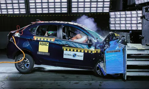 ഇന്ത്യയുടെ ഇടി പരിശോധനക്ക് തയാറായി 30 കാറുകൾ, എന്താണ് ഭാരത് എൻ.സി.എ.പി