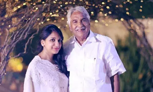 സൈബർ പോരാളികൾ വ്യാജപ്രചാരണം നടത്തുന്നു; പിതാവിന്റെ പേരിൽ ഒരു നേട്ടവും സ്വന്തമാക്കിയിട്ടില്ല- അച്ചു ഉമ്മൻ