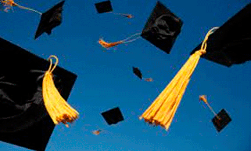 കേരളയിൽ നാലുവർഷ ഓണേഴ്​സ്​ ബിരുദ കോഴ്​സുകൾ ഈ വർഷം; തുടങ്ങുന്നത്​ മൂന്നു​ വിഷയങ്ങളിൽ