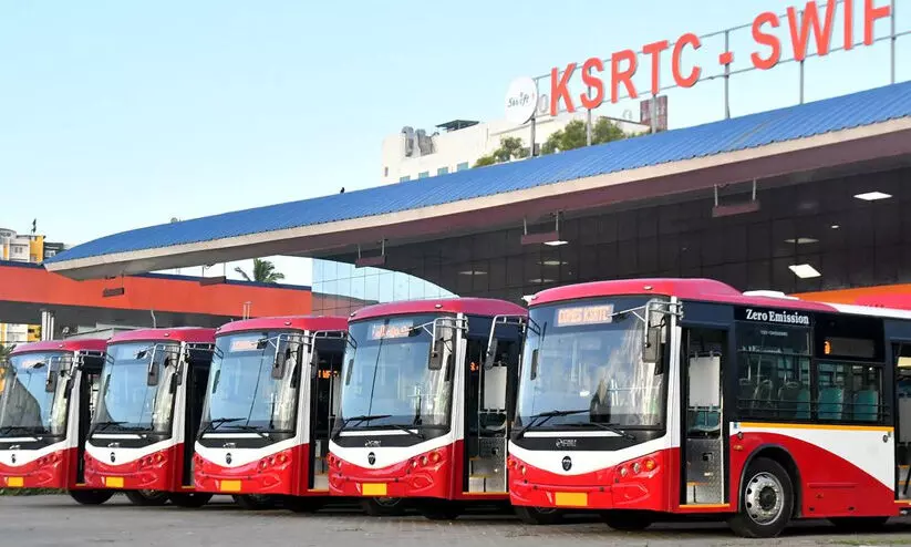 കെ.എസ്.ആർ.ടി.സിയുടെ പുതിയ 60 ഇലക്ട്രിക്ക് റെഡ് ബസുകൾ നാളെ മുതൽ സർവീസ് ആരംഭിക്കും കെ.എസ്.ആർ.ടി.സിയുടെ പുതിയ 60 ഇലക്ട്രിക്ക് റെഡ് ബസുകൾ നാളെ മുതൽ സർവീസ് ആരംഭിക്കും