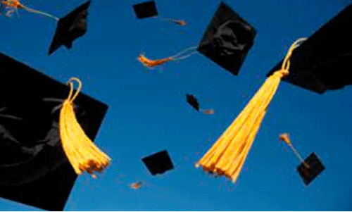 കേരളയിൽ നാലുവർഷ ഓണേഴ്​സ്​ ബിരുദ കോഴ്​സുകൾ ഈ വർഷം; തുടങ്ങുന്നത്​ മൂന്നു​ വിഷയങ്ങളിൽ