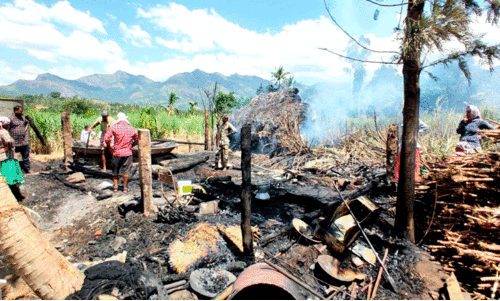 മറയൂരിൽ ശർക്കര നിർമാണശാലയിൽ തീപിടിത്തം; ഒരേക്കർ കരിമ്പും നശിച്ചു