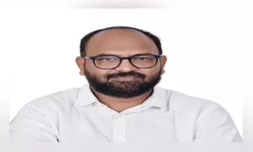 എം.ബി. അനീസുദ്ദീന്​ സേവനം എമിറേറ്റ്സ് മാധ്യമ പുരസ്കാരം