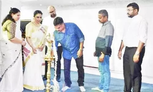 ചെ​റു​നാ​ട​ൻ ഹൃ​ദ​യ​സം​ഗ​മം ഓ​ണാ​ഘോ​ഷം