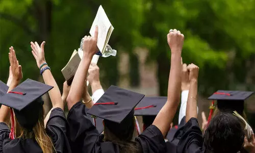 സ​ർ​ട്ടി​ഫി​ക്ക​റ്റ് കോ​ഴ്‌​സ്; സീ​റ്റൊ​ഴി​വ്