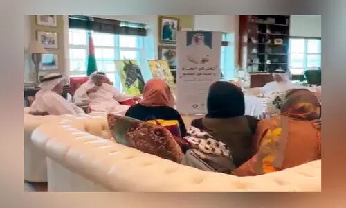 മൂ​ന്ന്​ വി​ദ്യാ​ർ​ഥി​നി​ക​ൾ പ​റ​ന്നെ​ത്തി, ജീ​വി​ത​​ത്തി​ലേ​ക്ക്​