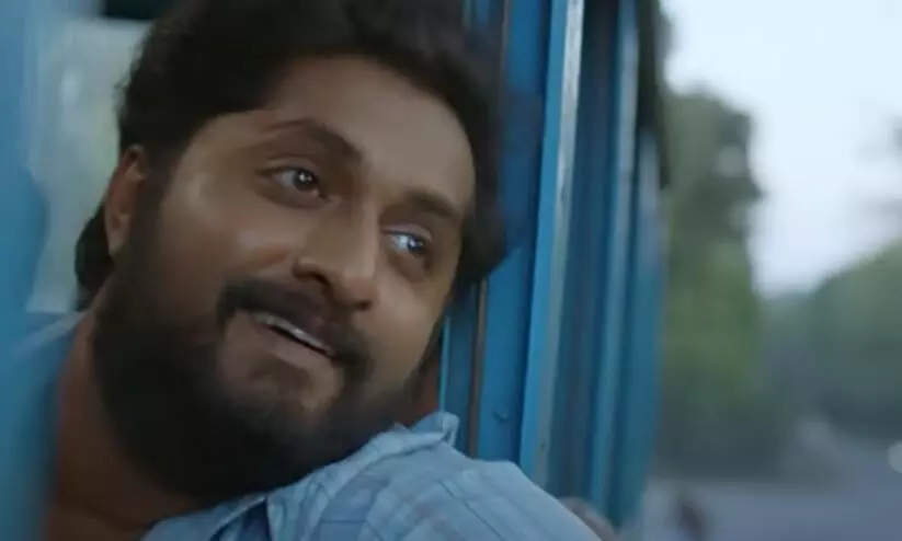 Dhyan Sreenivasan  and  Aju Vargheses Nadhikalil Sundari Yamuna  movies Vellara Poomala Mele Video Song  Out