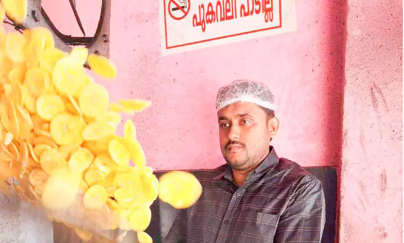 വിപണിയിൽ താരമായി ചിപ്സും ശർക്കര വരട്ടിയും