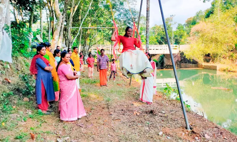 വാഴൂരിൽ ഊഞ്ഞാൽ ഉത്സവം