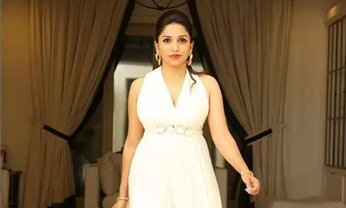 ധൈര്യമുണ്ടെങ്കിൽ നേർക്കുനേർ ആരോപണം ഉന്നയിക്കട്ടെ -അച്ചു ഉമ്മൻ