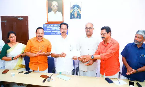 ‘ജ​ലോ​ത്സ​വം; ഗ്രാ​ന്‍റ്​ വ​ര്‍ധി​പ്പി​ക്കു​മെ​ന്ന് മ​ന്ത്രി ഉ​റ​പ്പു​ന​ൽ​കി’