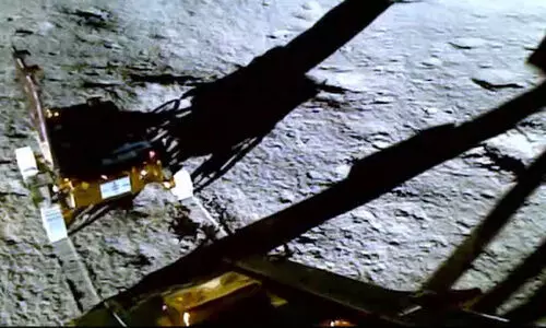 പണി തുടങ്ങി ചന്ദ്രയാൻ; ആദ്യ സയന്‍റിഫിക് ഡാറ്റ ഭൂമിയിലേക്ക് അയച്ചു