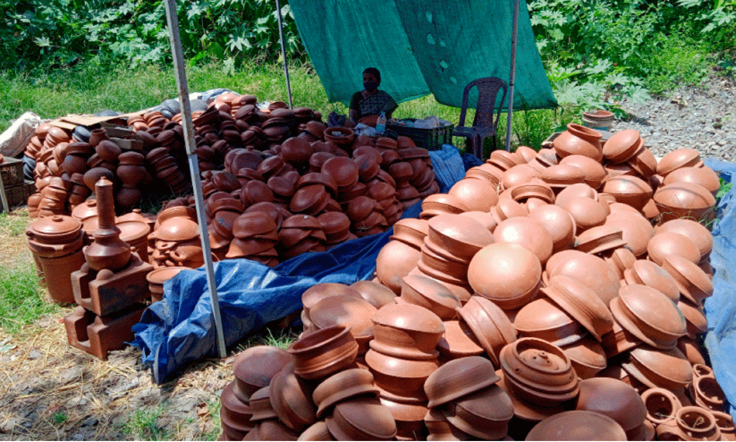 ഓണവിപണിയിൽ പാലക്കാടൻ മൺപാത്രങ്ങൾ