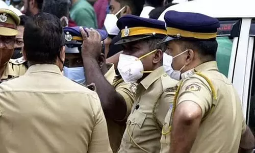 ഓണാവധിയില്ല; പൊലീസുകാർക്ക് അതൃപ്തി ഓണാവധിയില്ല; പൊലീസുകാർക്ക് അതൃപ്തി