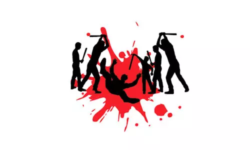 ഭക്ഷണം മോഷ്ടിച്ചെന്നാരോപിച്ച് 12കാരൻ ആദിവാസി ബാലനെ ജനക്കൂട്ടം തല്ലിക്കൊന്നു