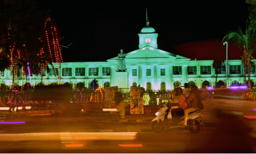 ഓണം വാരാഘോഷത്തിൽ തലസ്ഥാനം; അനന്തപുരിയിൽ   തിരി തെളിഞ്ഞു