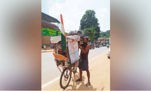 വെ​റു​മൊ​രു യാ​ത്ര​യ​ല്ല;  സ​ന്ദേ​ശയാ​ത്ര