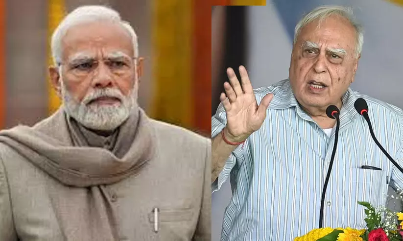Kapil Sibal Vs Modi