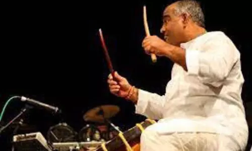 നിശാഗന്ധിയെ ത്രസിപ്പിച്ച് മട്ടന്നൂരിന്റെ ഫ്യൂഷന് മാജിക്ക് നിശാഗന്ധിയെ ത്രസിപ്പിച്ച് മട്ടന്നൂരിന്റെ ഫ്യൂഷന് മാജിക്ക്