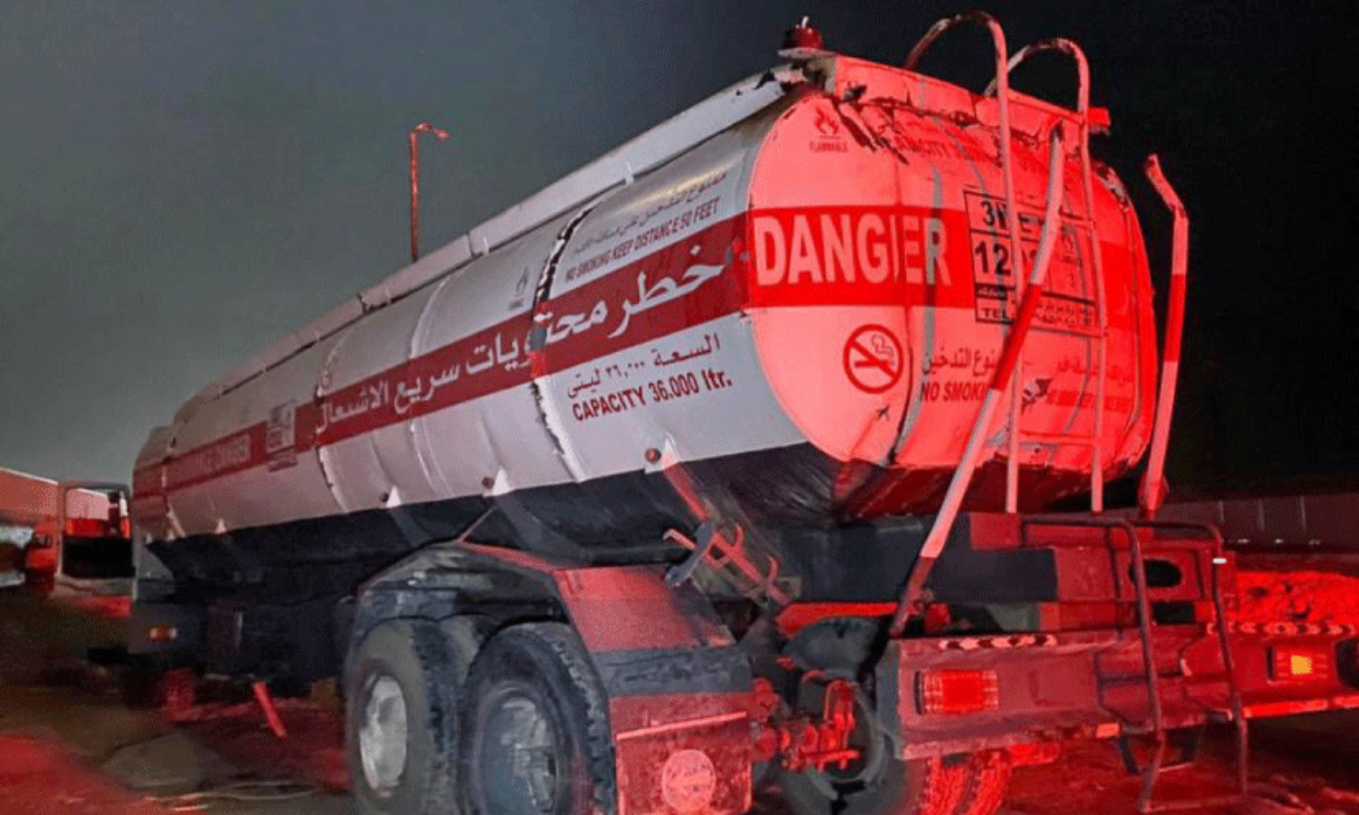 ഡീ​സ​ൽ ടാ​ങ്ക​ർ പൊ​ട്ടി​ത്തെ​റി​ച്ച് ഒ​രാ​ൾ മ​രി​ച്ചു