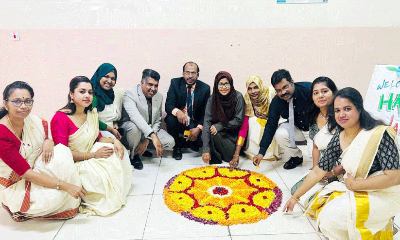 ശാ​ന്തി​നി​കേ​ത​ൻ സ്കൂ​ളി​ൽ    ഓ​ണാ​ഘോ​ഷം