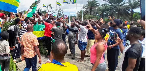 ഗാബോണിൽ സൈനിക അട്ടിമറി; പ്രസിഡന്റ് വീട്ടുതടങ്കലിൽ