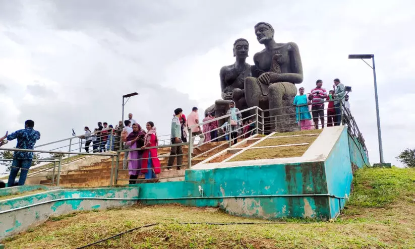 ഓണാവധി; സഞ്ചാരികളുടെ തിരക്കിൽ ഇടുക്കി​ ​
