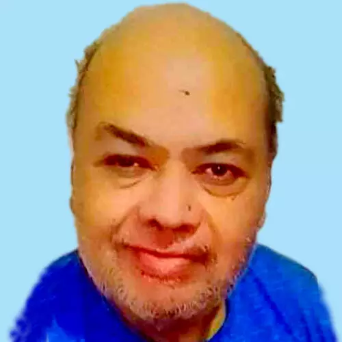 ആ​ഷ്ലി ലോ​റ​ൻ​സ് പീ​റ്റേ​ഴ്സ്