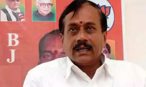 അപകീർത്തി പരാമർശം: ബി.ജെ.പി നേതാവിനെതിരായ 11 കേസുകൾ റദ്ദാക്കില്ല; ‘പൊതുപ്രവർത്തകർ പറയുന്ന ഓരാ വാക്കും പ്രധാനപ്പെട്ടത്’ അപകീർത്തി പരാമർശം: ബി.ജെ.പി നേതാവിനെതിരായ 11 കേസുകൾ റദ്ദാക്കില്ല; ‘പൊതുപ്രവർത്തകർ പറയുന്ന ഓരാ വാക്കും പ്രധാനപ്പെട്ടത്’