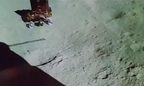 ചന്ദ്രോപരിതലത്തിൽ സ്വാഭാവിക പ്രകമ്പനം കണ്ടെത്തി; വിവരങ്ങൾ പുറത്തുവിട്ട് ഐ.എസ്.ആർ.ഒ