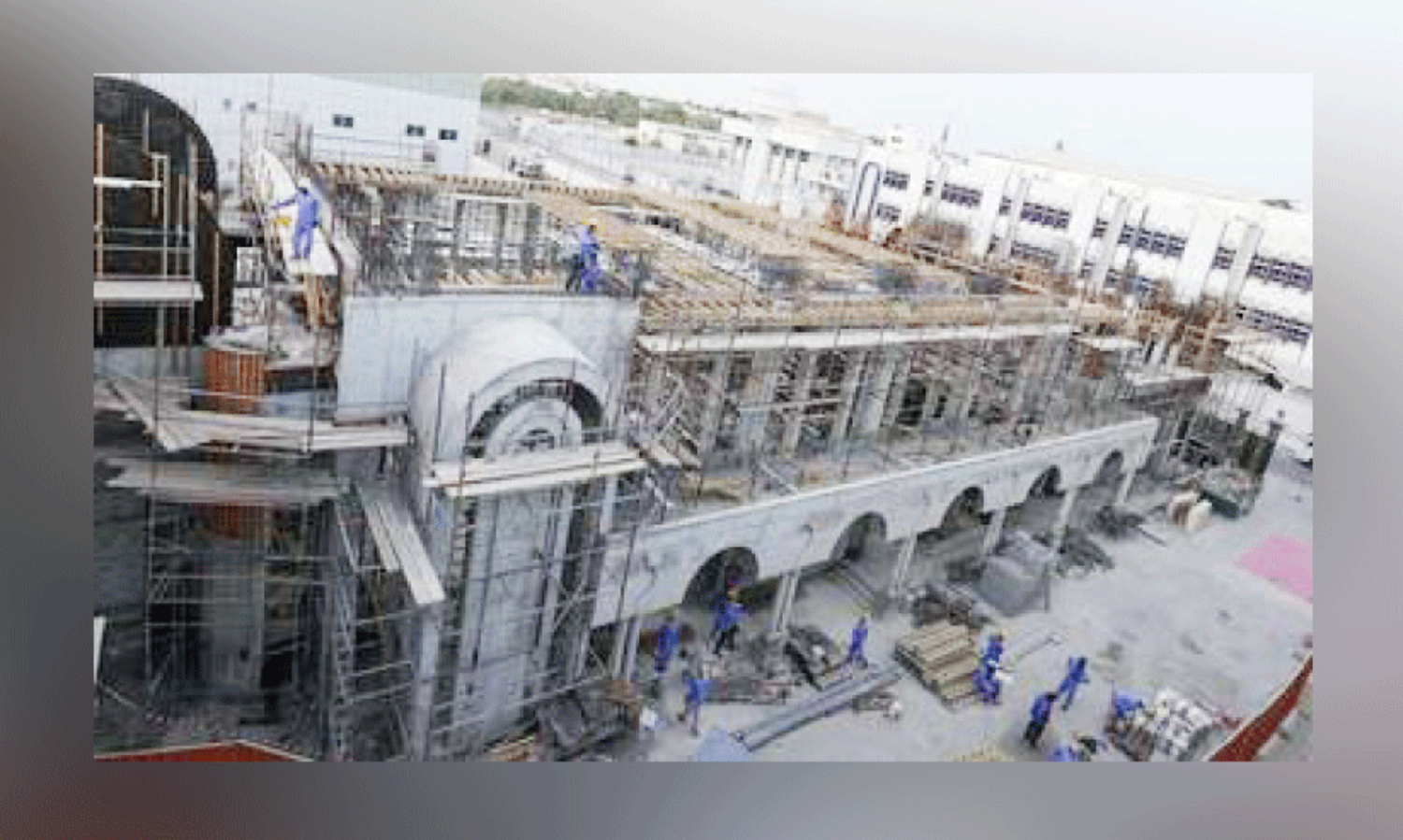 സെന്‍റ്​ ജോര്‍ജ് ഓര്‍ത്തഡോക്‌സ് കത്തീഡ്രല്‍    ചര്‍ച്ച്​ നിര്‍മാണം പുരോഗമിക്കുന്നു