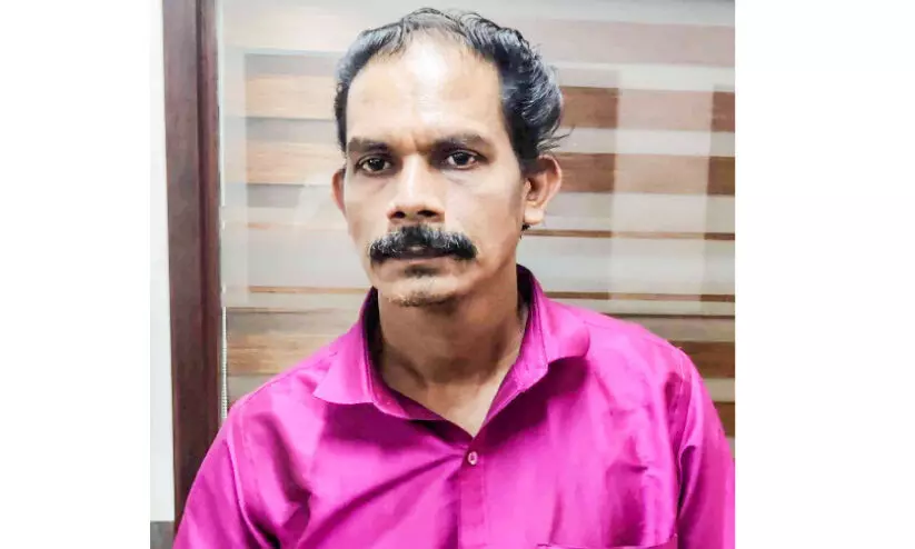 സ്ത്രീകൾക്കുനേരെ നഗ്നത പ്രദർശനം നടത്തിയയാൾ പിടിയിൽ സ്ത്രീകൾക്കുനേരെ നഗ്നത പ്രദർശനം നടത്തിയയാൾ പിടിയിൽ