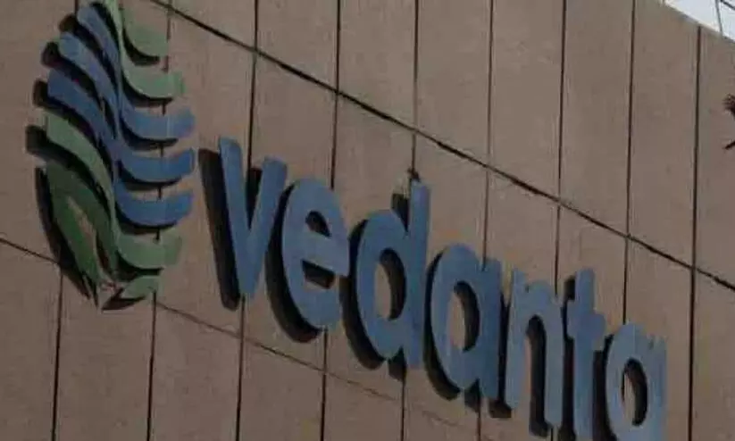ഖനനഭീമനുവേണ്ടി പരിസ്ഥിതി അനുമതിയിൽ വെള്ളംചേർത്തു; അദാനിത്തട്ടിപ്പിനൊപ്പം വേദാന്ത വെട്ടിപ്പും ഖനനഭീമനുവേണ്ടി പരിസ്ഥിതി അനുമതിയിൽ വെള്ളംചേർത്തു; അദാനിത്തട്ടിപ്പിനൊപ്പം വേദാന്ത വെട്ടിപ്പും