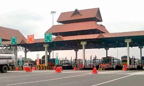 paliyekkara toll plaza
