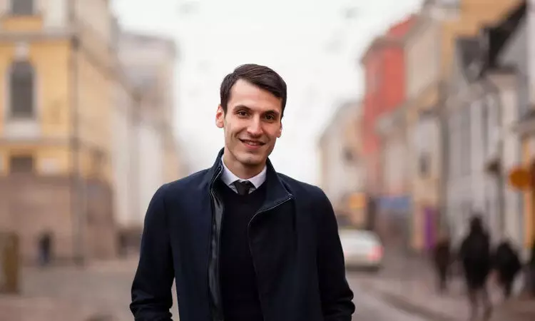 മറവിയെ ഓർത്തെടുക്കുന്ന ആഖ്യാനം മറവിയെ ഓർത്തെടുക്കുന്ന ആഖ്യാനം