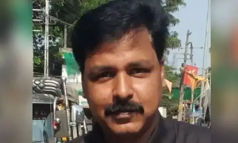 ഹാസ്യകലാകാരൻ തൂങ്ങി മരിച്ച നിലയിൽ ഹാസ്യകലാകാരൻ തൂങ്ങി മരിച്ച നിലയിൽ