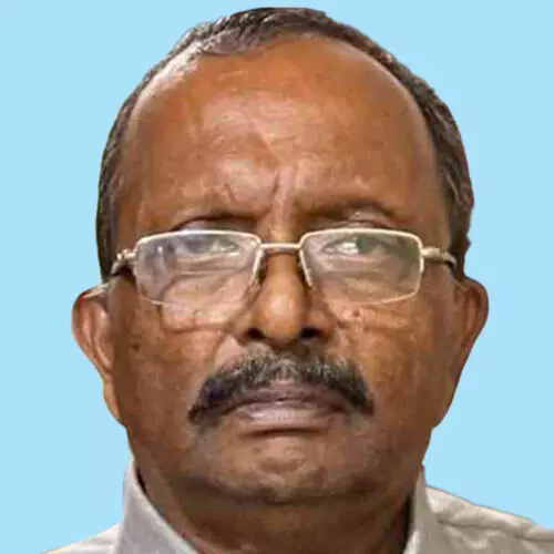 വാ​സു​ദേ​വ​ൻ നാ​യ​ർ