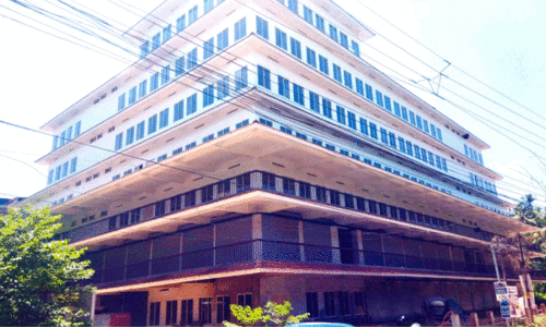 വ​ട​ക​ര നഗരസഭ ഷോപ്പിങ് കോംപ്ലക്‌സ് മുറികളുടെ ലേലം ഇന്ന്