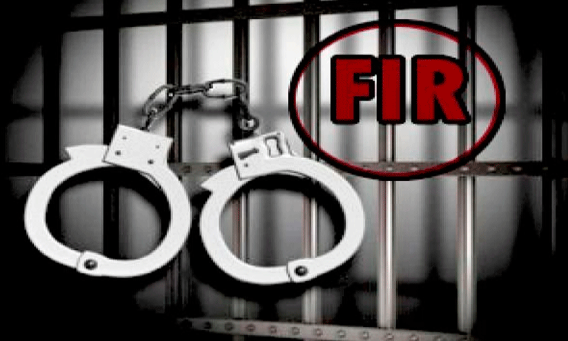 വീട്ടിൽ അതിക്രമിച്ചു ഭീകരാന്തരീക്ഷം സൃഷ്ടിച്ച മധ്യവയസ്കനെതിരെ പൊലീസ് കേസ് വീട്ടിൽ അതിക്രമിച്ചു ഭീകരാന്തരീക്ഷം സൃഷ്ടിച്ച മധ്യവയസ്കനെതിരെ പൊലീസ് കേസ്