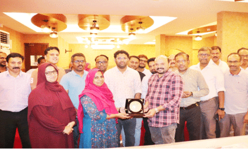 അ​ഡ്വ. റെ​ജി​ക്ക് യാ​ത്ര​യ​യ​പ്പ്